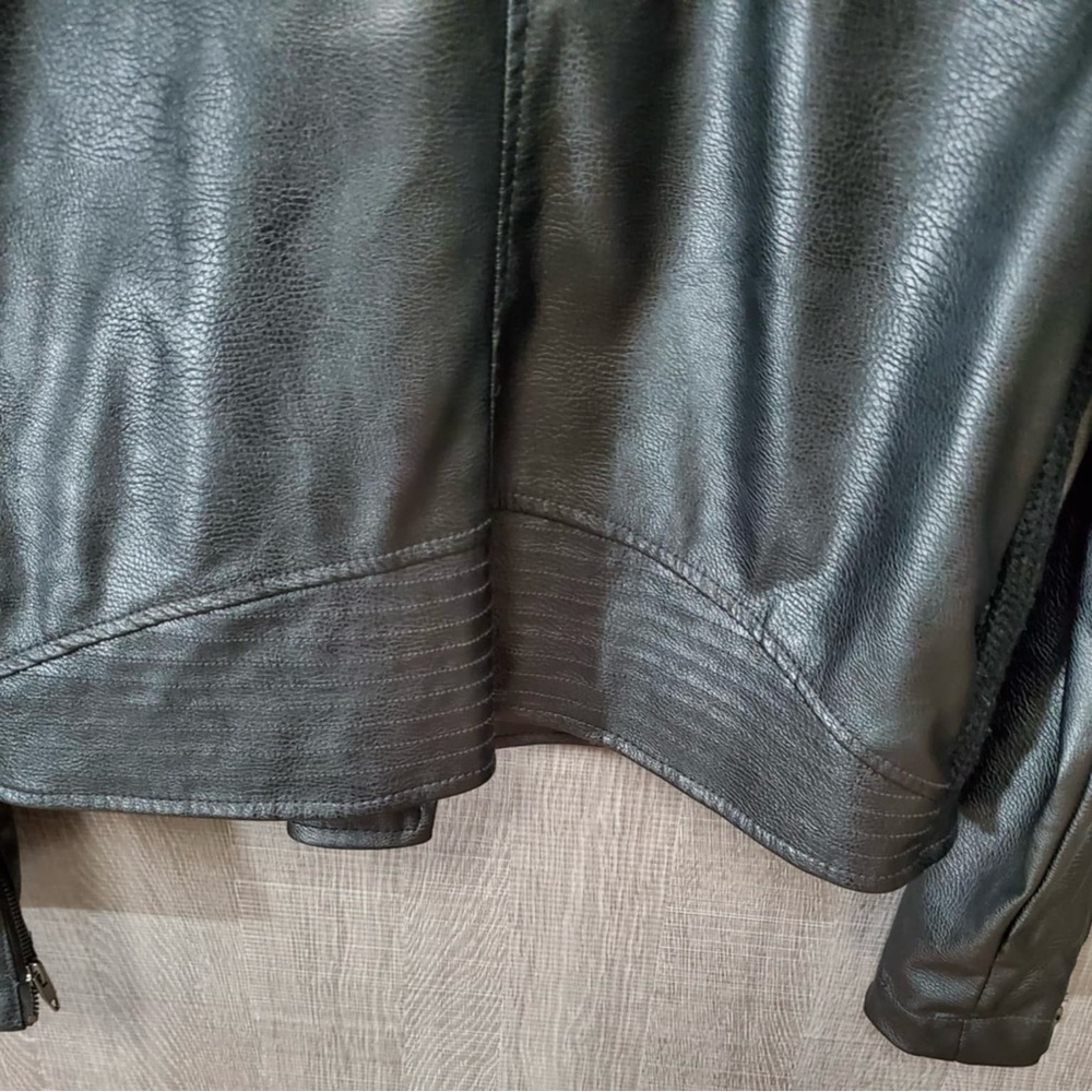 ETT TWA Black Faux Leather Jacket Size Medium Shaker Knit Front Anthropologie - Picture 9 of 10